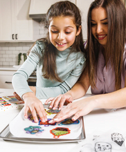 Load image into Gallery viewer, Shrink-Its! DIY Shirk Art Kit: Fun Friends