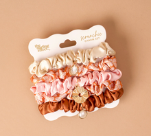 Load image into Gallery viewer, Scrunchie Charm Set - The Darlilng Effect