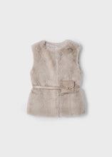 Load image into Gallery viewer, Fur Vest with Belt
