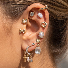 Load image into Gallery viewer, 10 Pair Earring Set NEB766 detail
