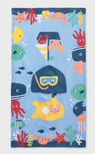 Load image into Gallery viewer, Snorkel Kids Hooded Beach Towel
