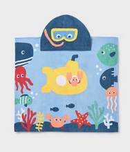 Load image into Gallery viewer, Snorkel Kids Hooded Beach Towel
