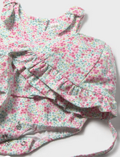 Load image into Gallery viewer, Floral Romper with Hat
