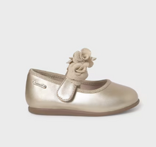 Load image into Gallery viewer, Metallic Flower Mary Janes
