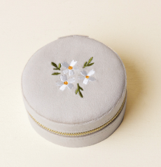 Velvet Round Jewelry Case