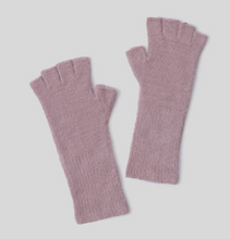 Load image into Gallery viewer, Barefoot Dreams Fingerless Gloves
