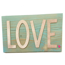 Load image into Gallery viewer, Valentine&#39;s Wood Signs
