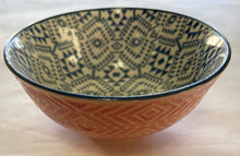 Load image into Gallery viewer, Patterned Bowl
